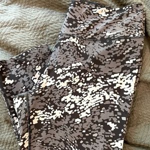 Nike Capri DryFit Active Wear Size Large